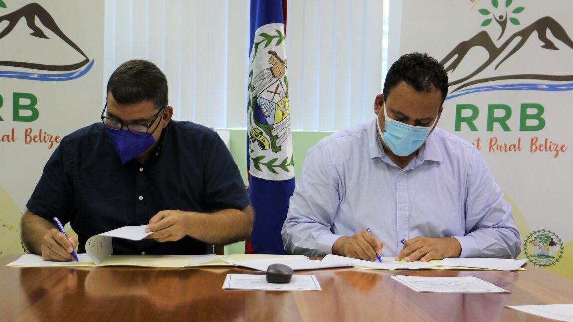 GOB and Resilient Rural Belize Sign MOU