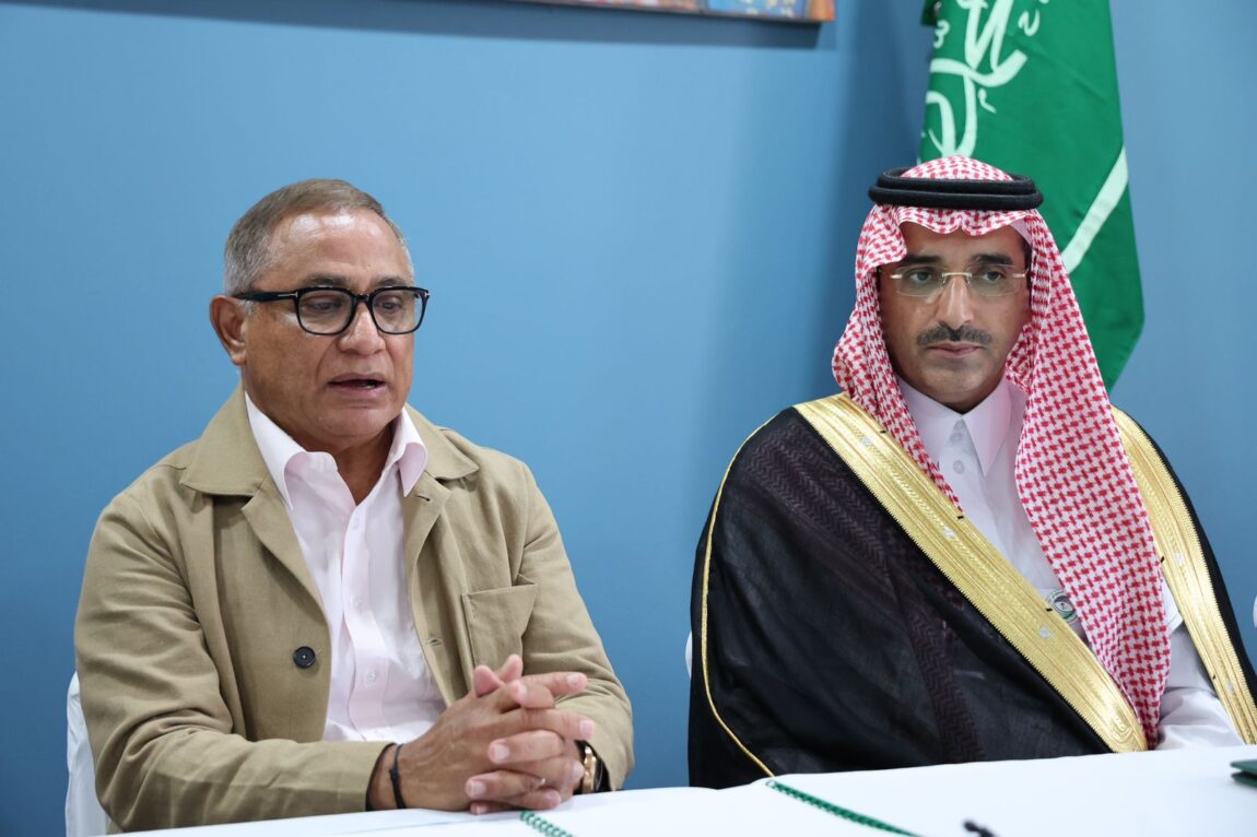 GOB-Signs-Loan-Agreement-for-Solar-Energy-Plant-1.jpeg