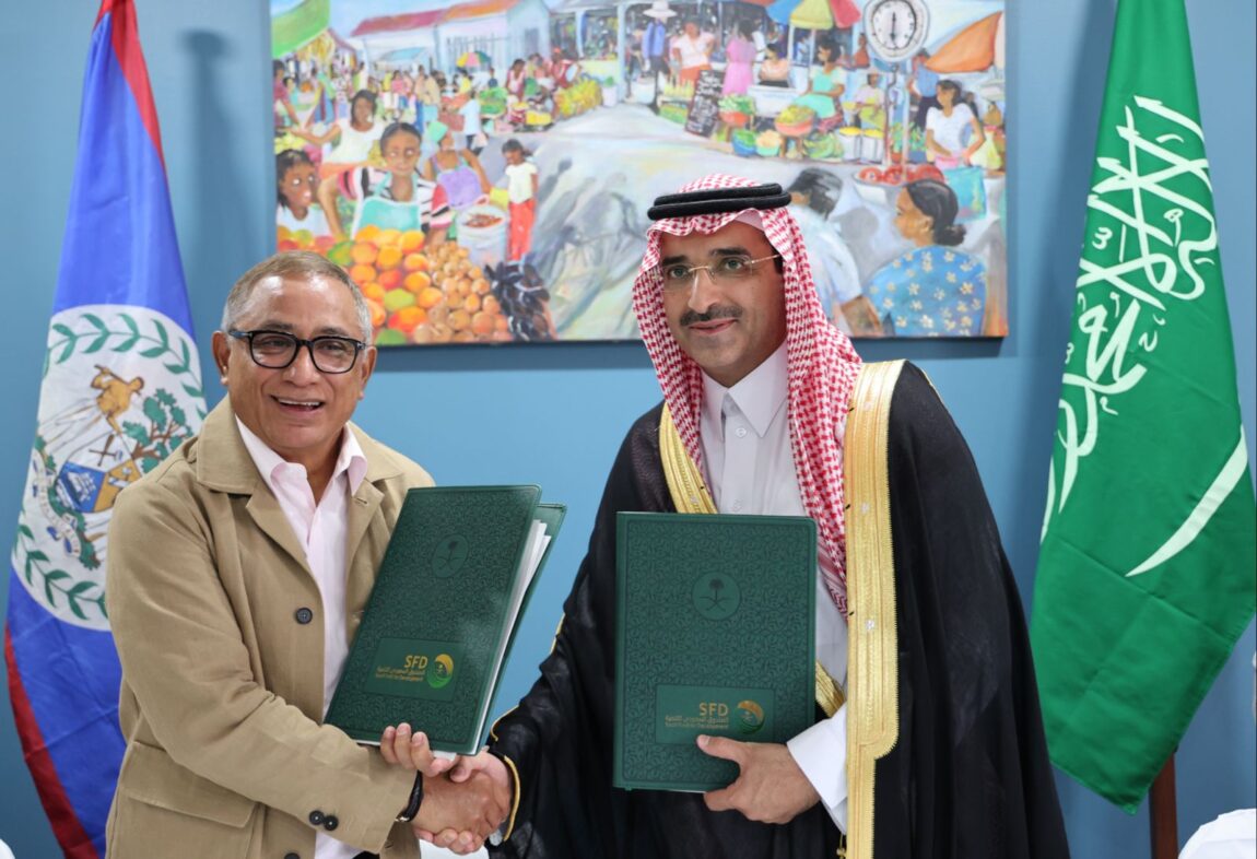 GOB-Signs-Loan-Agreement-for-Solar-Energy-Plant-3.jpeg