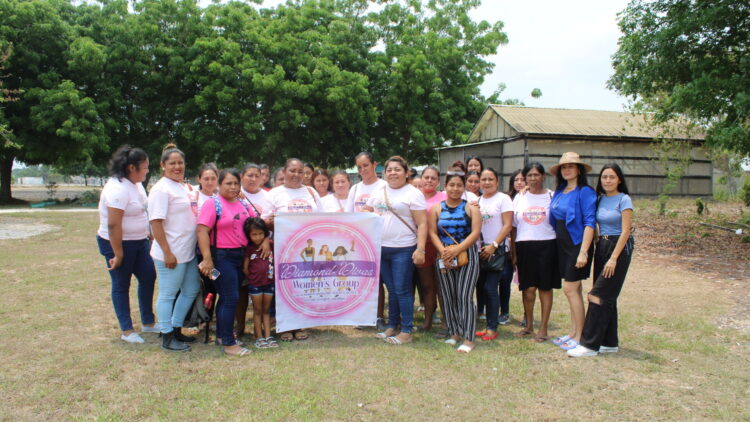 Ministry of Investment and Corozal Think Tank Implement Projects with Centro Escolar Mexico Junior College