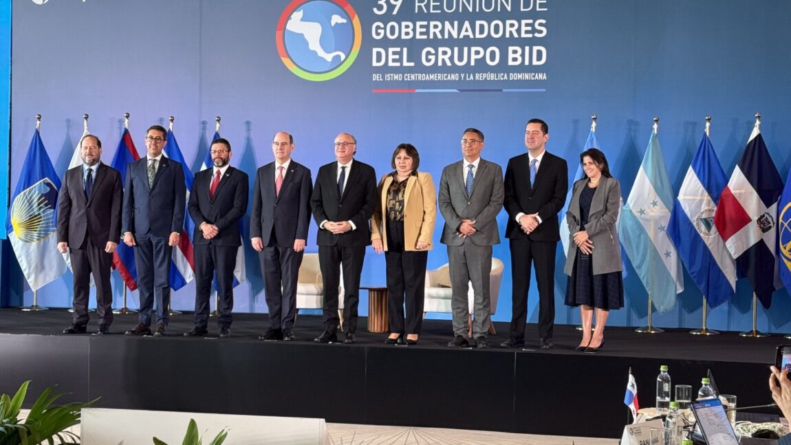 Belize Participates in the 39th Meeting of IDB Governors for Central America