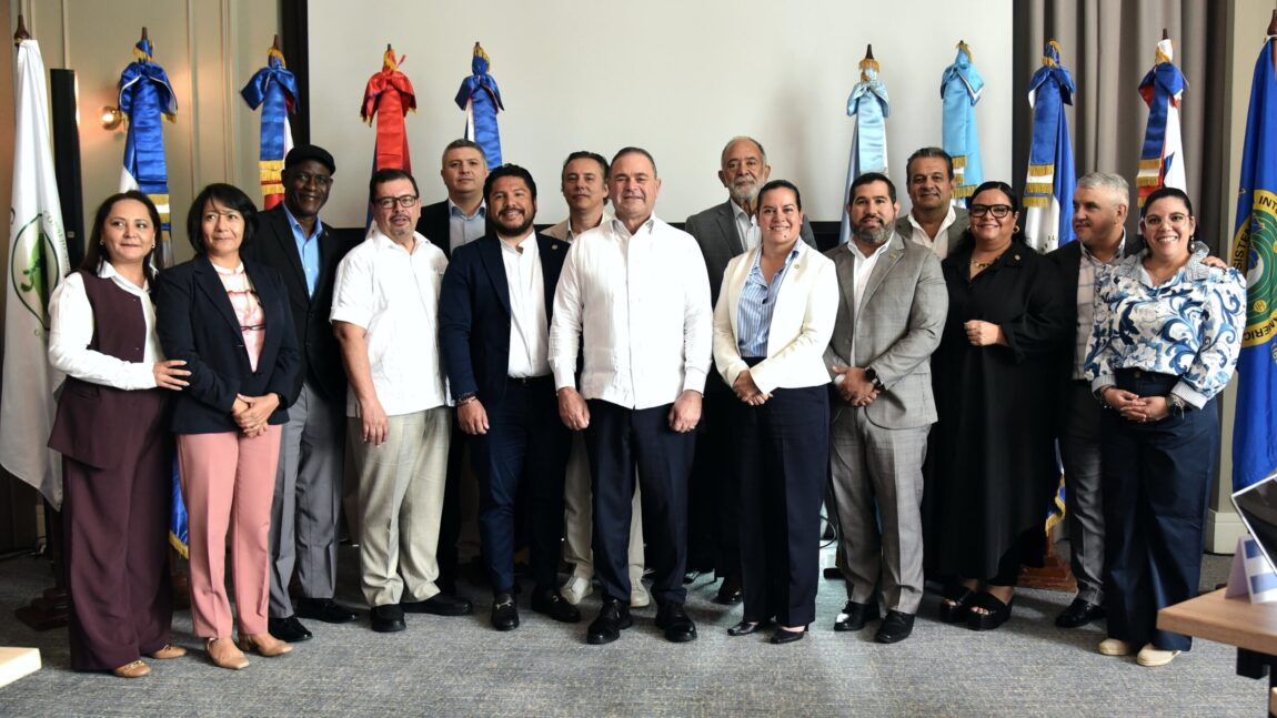 Hon. Rodwell Ferguson attends SICA-CAC Meetings in the Dominican Republic