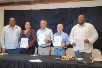 GOB Secures Landmark Agreement to Protect Turneffe Atoll